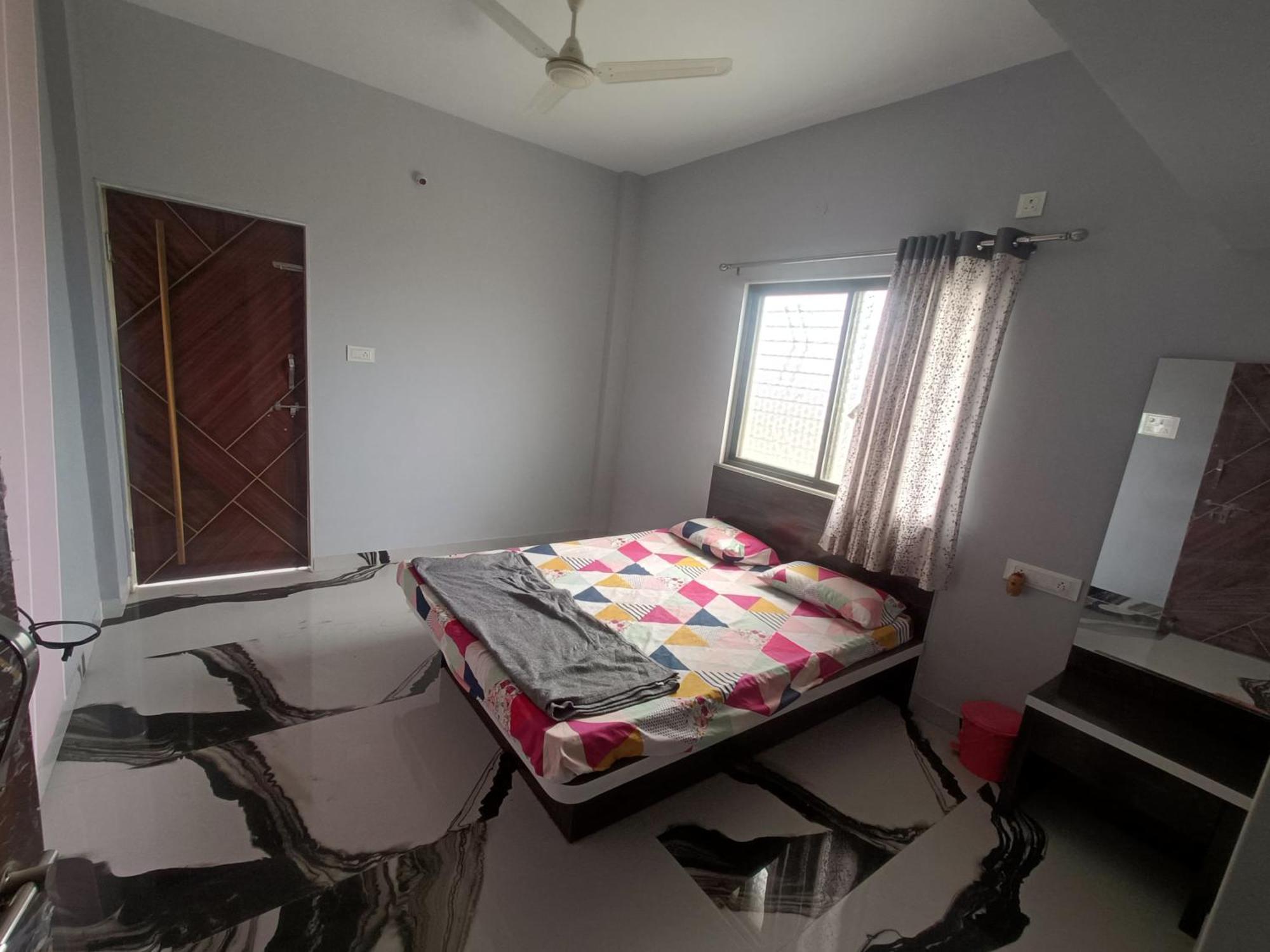 Matoshree Guesthouse Akalkot Ngoại thất bức ảnh